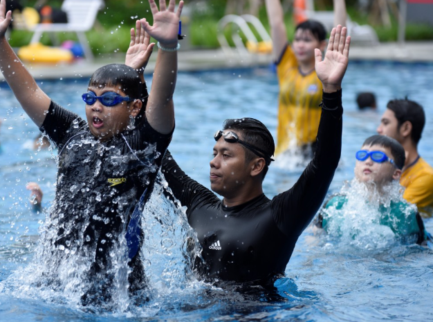 latihan-berat-atlet-untuk-ketahanan-napas-di-air