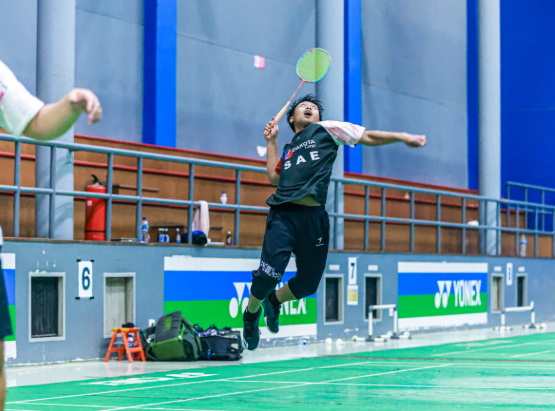 latihan-fisik-badminton-untuk-daya-tahan-maksimal
